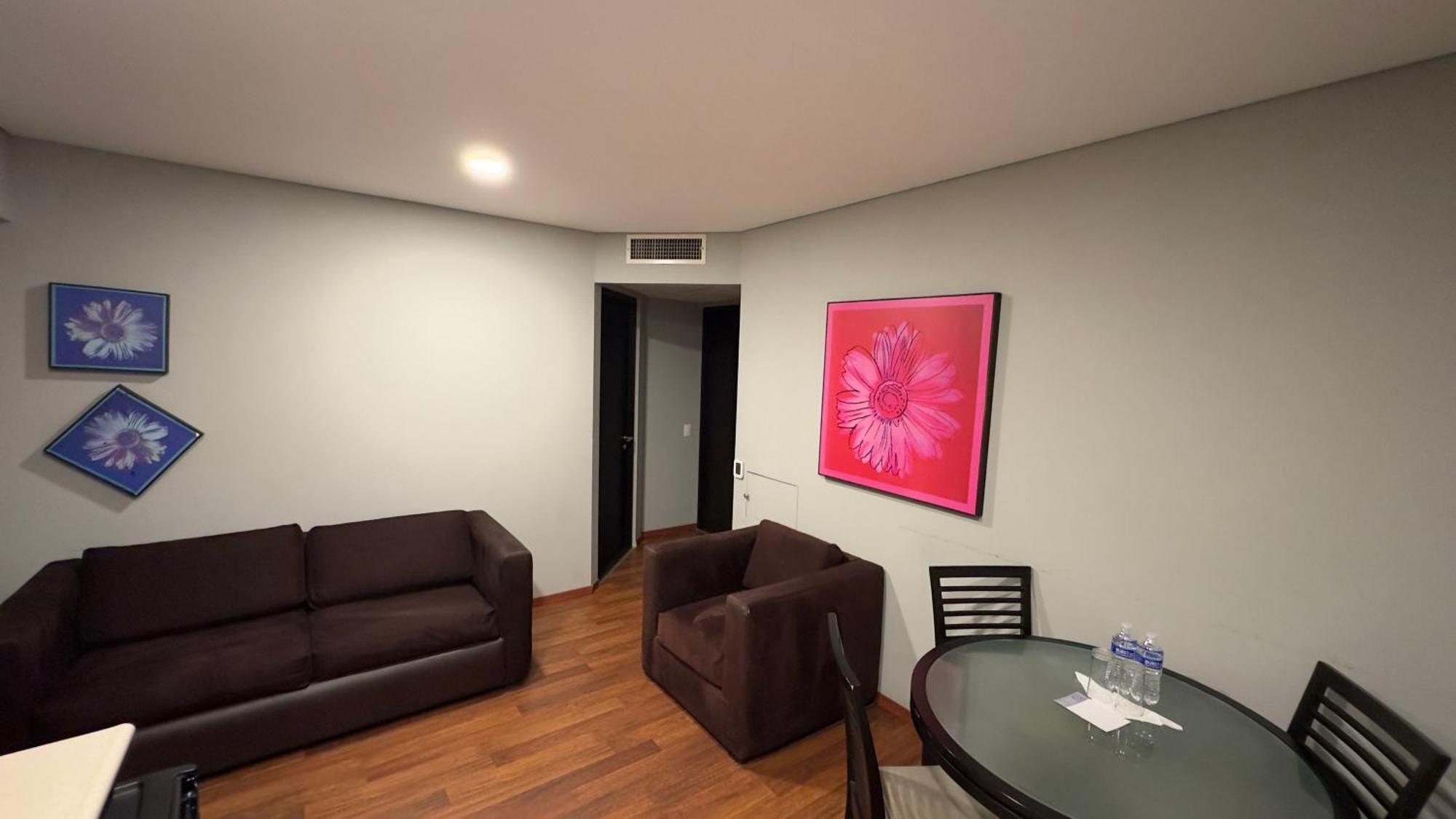 Suites Giorgio Kota Meksiko Bagian luar foto