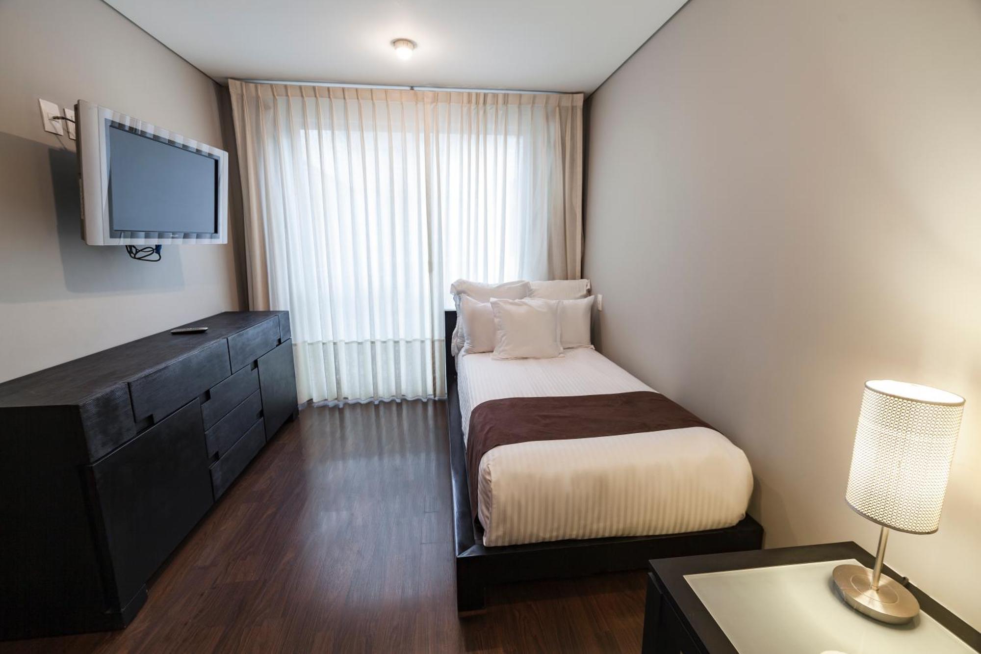 Suites Giorgio Kota Meksiko Bagian luar foto